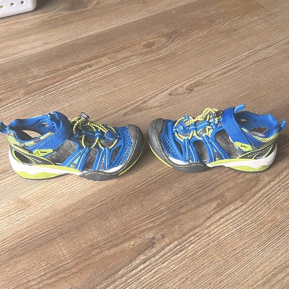 Jambu Piranha Kids 11K Water Shoes - Picture 3 of 5